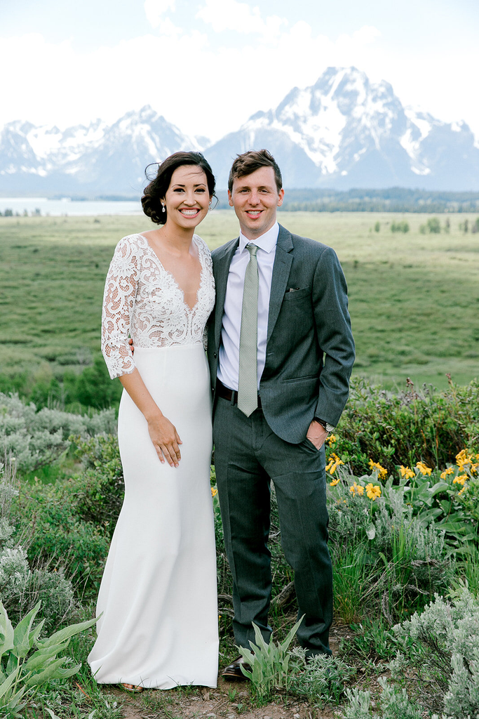 Sheath V-neck 3/4 Sleeveless Lace Top Wedding Dresses With Train, WD0497