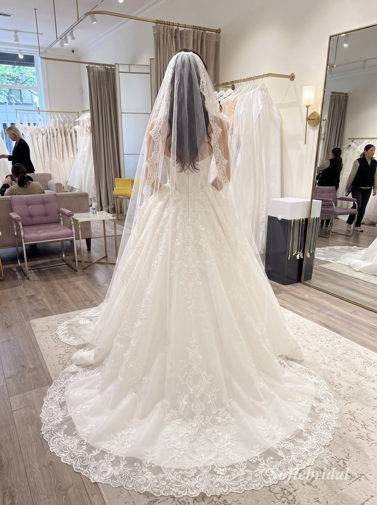 White Lace Organza Sweetheart Corset Bodice Ball Gown Wedding Dress With Chapel Train,SFWD0111